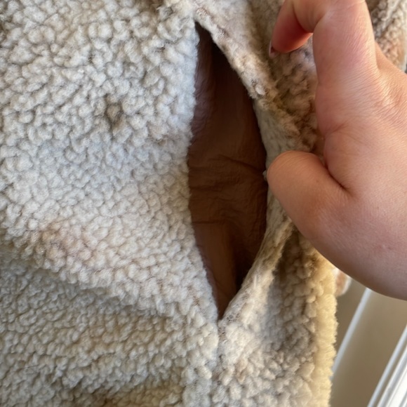 Lululemon Knee length winter coat - NEVER WORN - Picture 7 of 9